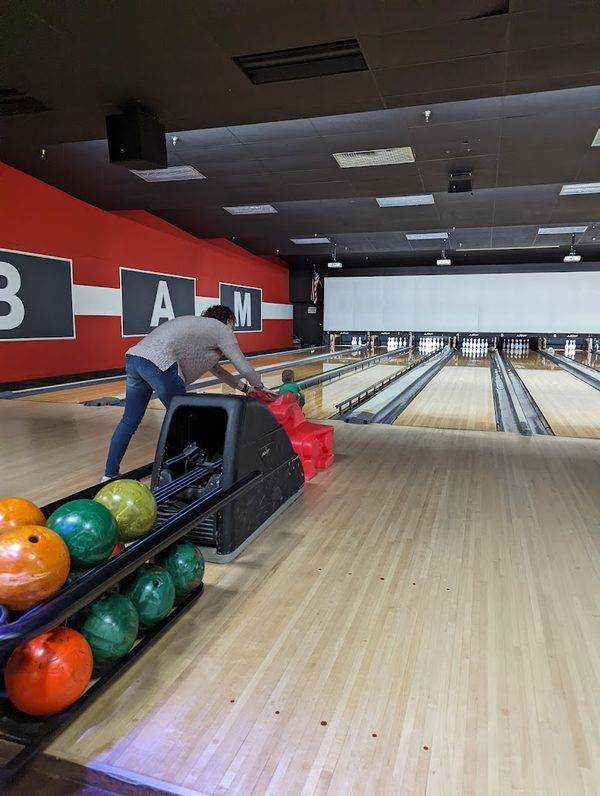AMF Spare Time Lanes