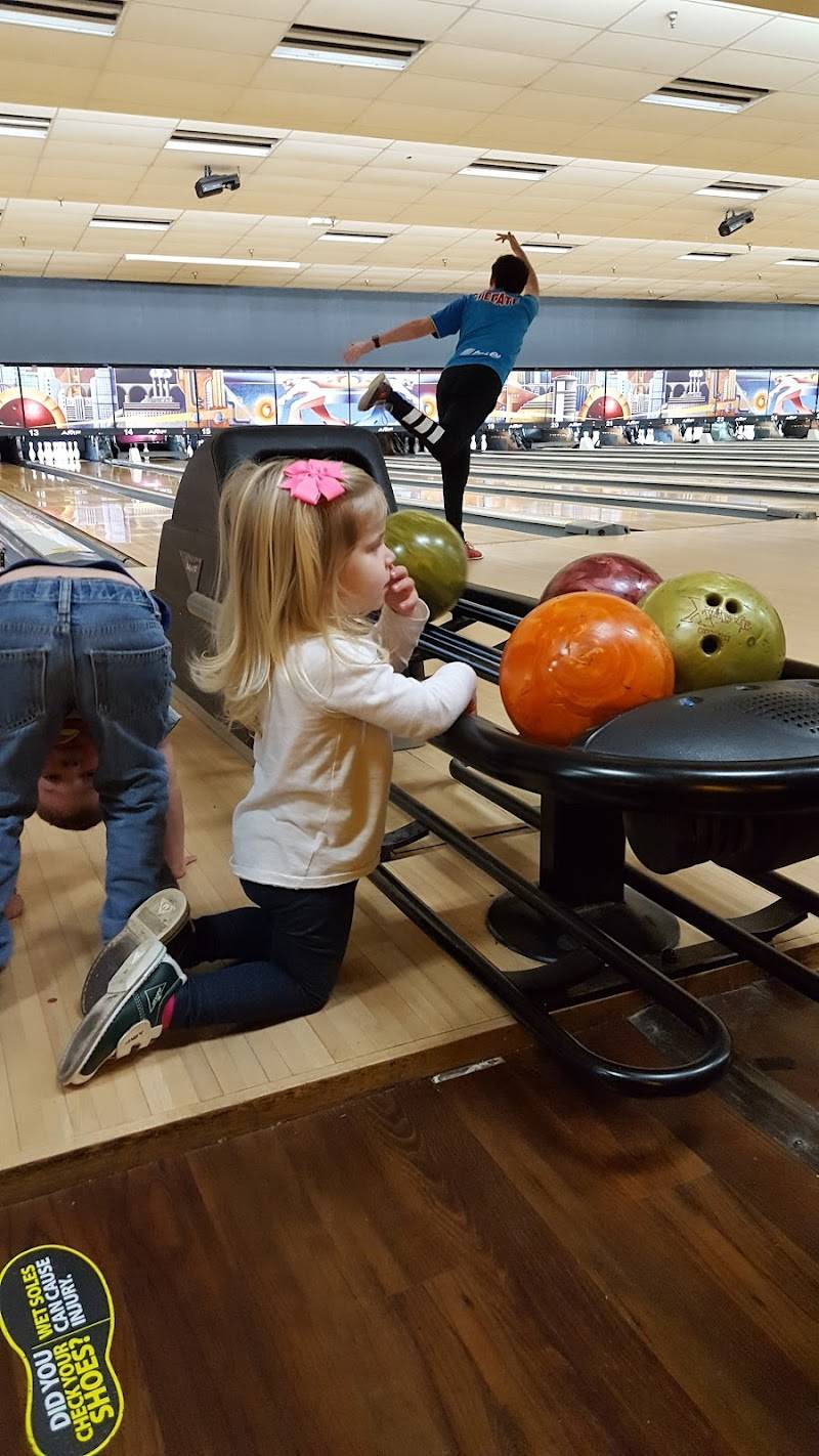 AMF Spare Time Lanes